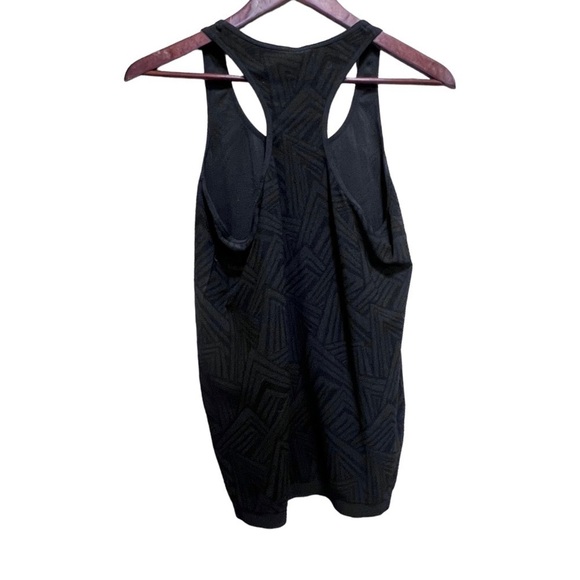 Fabletics Black Racerback Geometric Design Size Medium - Picture 4 of 10